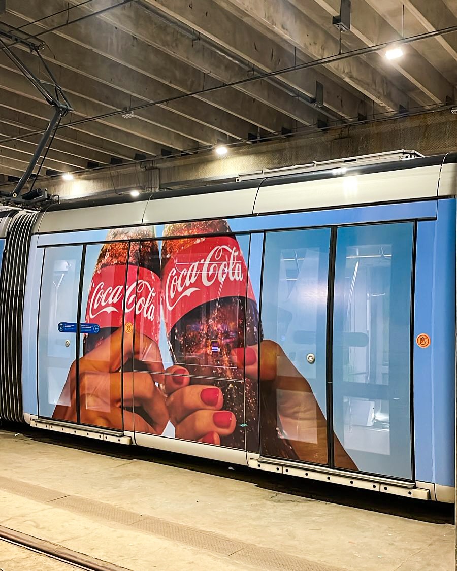 Hoje o Rio ganhou um novo destaque sobre trilhos 💜E a All Printer teve o privilégio de fazer pa